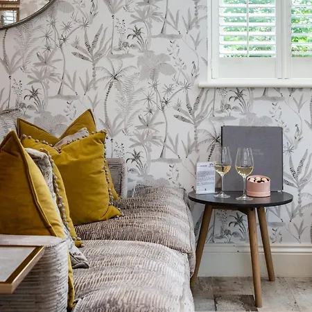 Prázdninový dům 3 Bed In Station G0133 *