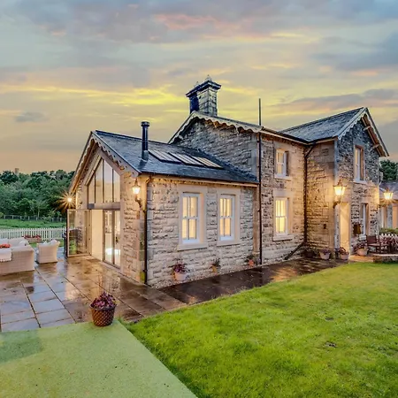 3 Bed In Station G0133 * Wensley